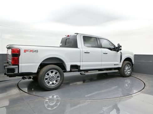New 2026 Ford F250 Lariat w/ Chrome Package image 12