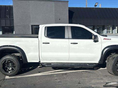 Used 2020 Chevrolet Silverado 1500 Custom Trail Boss image 2