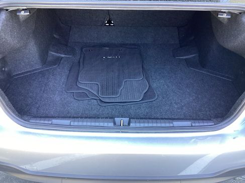 Used 2025 Subaru Legacy Premium image 17