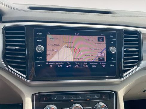 Used 2019 Volkswagen Atlas SEL FWD image 27