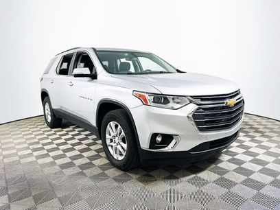 Used 2020 Chevrolet Traverse LT