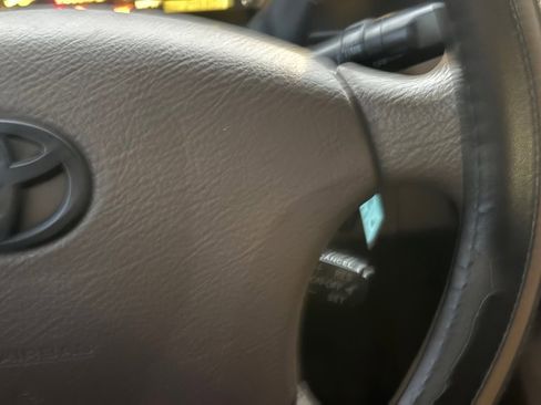 Used 2003 Toyota Sequoia SR5 image 17