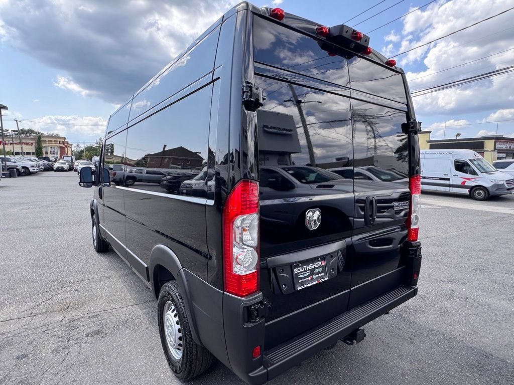Used 2026 RAM ProMaster 2500 FWD image 5