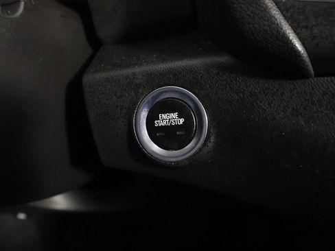 Used 2022 GMC Terrain SLE w/ Driver Convenience Package image 36