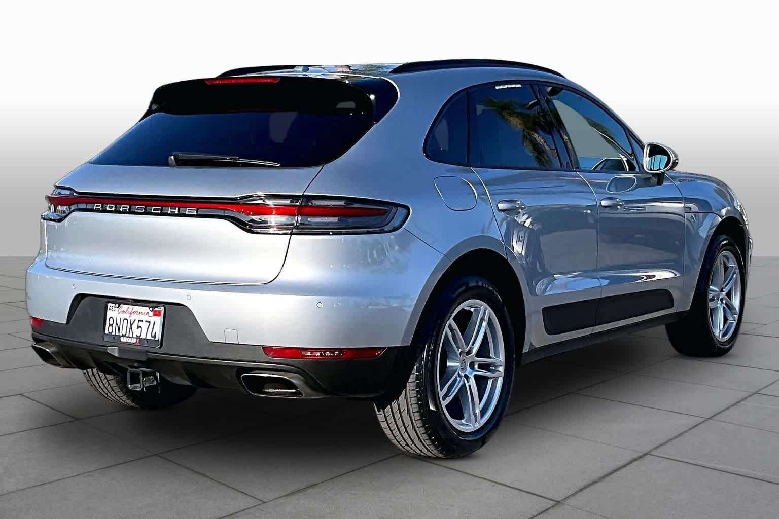 Used 2020 Porsche Macan AWD/4WD image 11