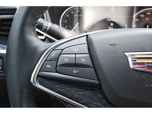 Used 2022 Cadillac XT5 Premium Luxury FWD image 15