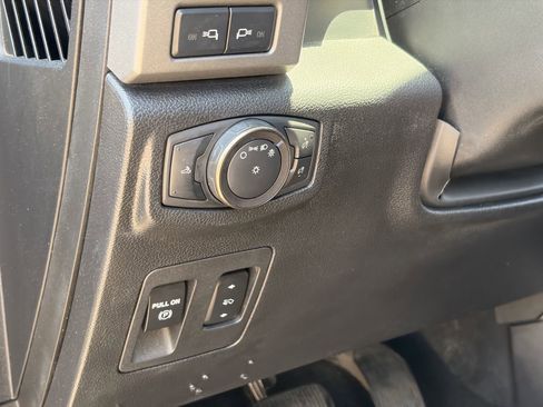Used 2019 Ford F150 Raptor w/ Equipment Group 802A Luxury AWD/4WD image 20