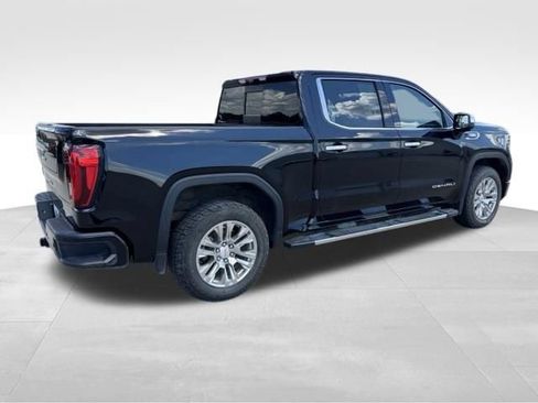 Certified 2023 GMC Sierra 1500 Denali w/ Technology Package AWD/4WD image 5