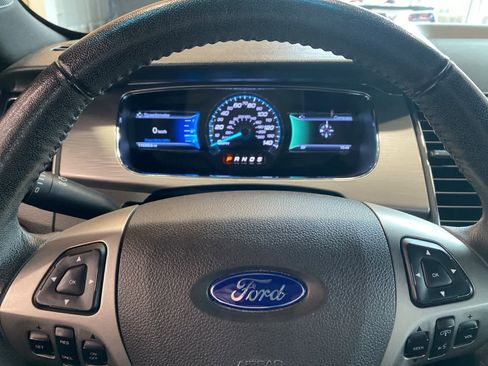 Used 2016 Ford Taurus SEL w/ Equipment Group 201A image 19
