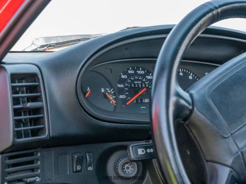 Used 1988 Porsche 944 Turbo image 35