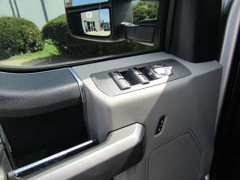 Used 2019 Ford F350 XLT w/ XLT Value Package AWD/4WD image 9