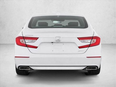 Used 2019 Honda Accord Sport image 6