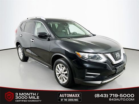 Used 2019 Nissan Rogue SV image 1
