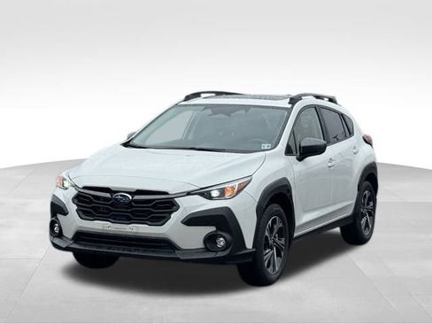 Used 2024 Subaru Crosstrek 2.0i Premium image 3