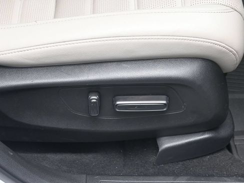 Used 2024 Honda CR-V EX-L image 38