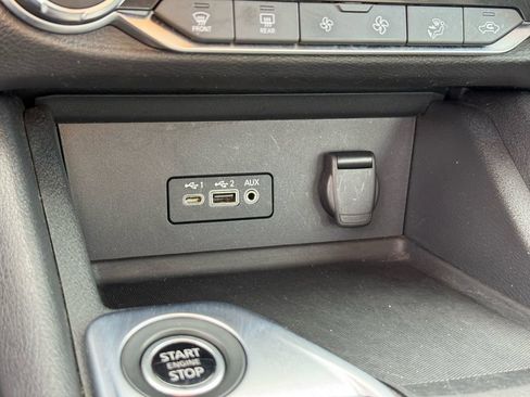 Used 2022 Nissan Sentra SV w/ All-Weather Package image 30