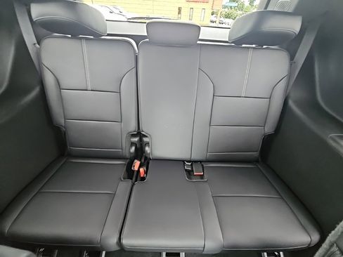 New 2026 GMC Acadia Elevation w/ Super Cruise Package image 15