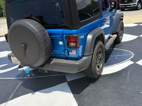 Used 2024 Jeep Wrangler Sport AWD/4WD image 7