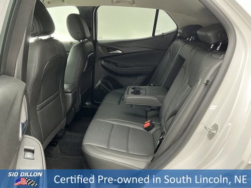 Used 2025 Buick Encore GX Avenir image 19