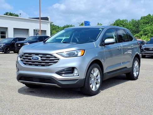 Certified 2023 Ford Edge Titanium w/ Class II Trailer Tow Package AWD/4WD image 3