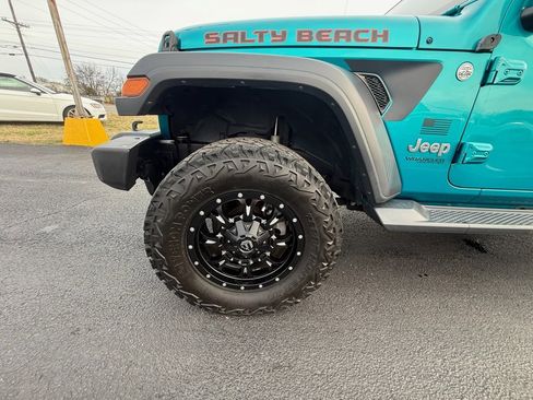 Used 2020 Jeep Wrangler Unlimited Sport image 9