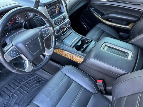 Used 2016 GMC Yukon Denali image 10
