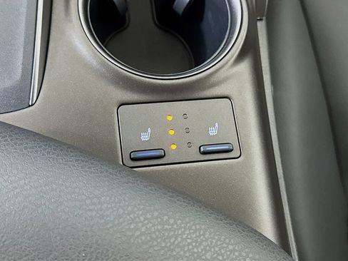 Used 2024 Toyota Camry SE FWD image 22