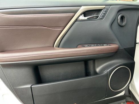 Used 2019 Lexus RX 350 AWD w/ Navigation Package image 16