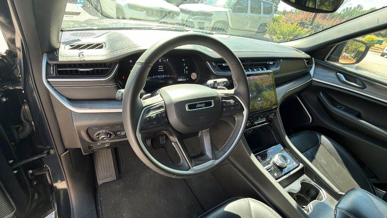 Used 2024 Jeep Grand Cherokee Limited 4xe AWD/4WD image 25