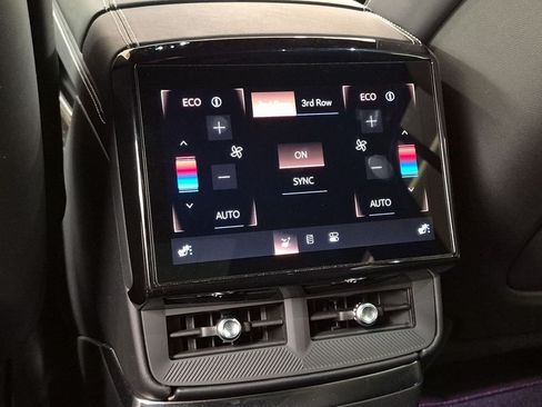 Certified 2026 Cadillac Vistiq Premium Luxury AWD/4WD image 26