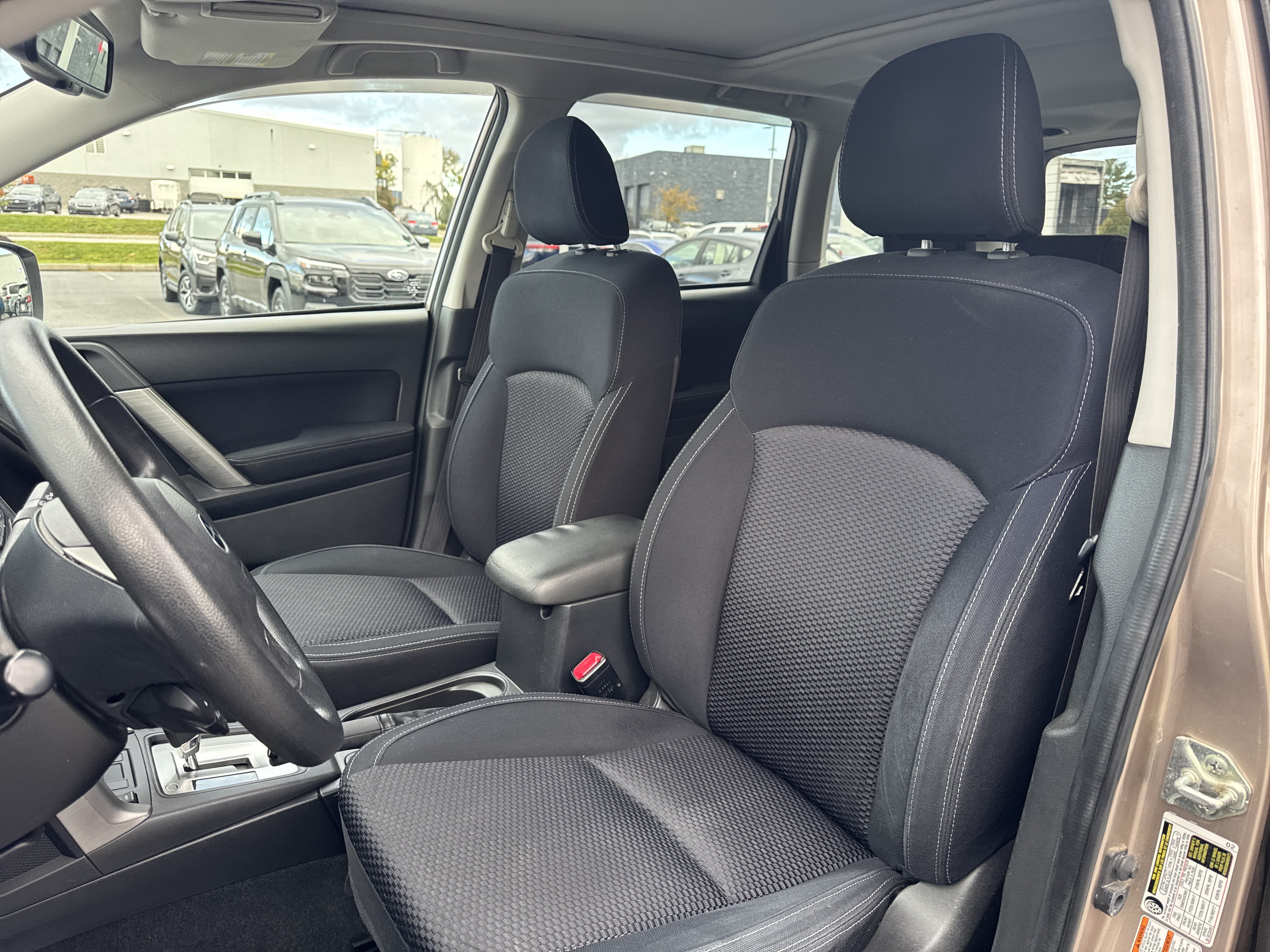 Used 2015 Subaru Forester 2.5i Premium AWD/4WD image 12
