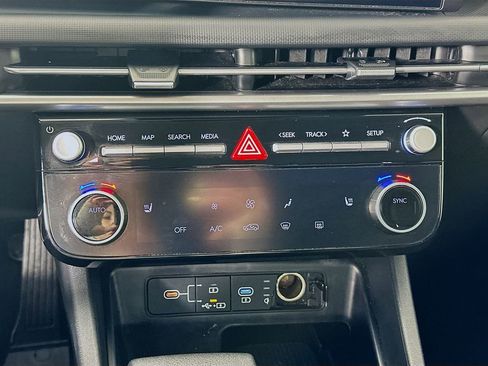 Certified 2025 Hyundai Tucson SEL image 15