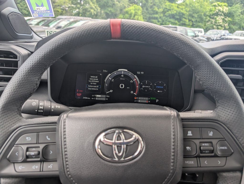 Used 2026 Toyota Tundra Limited AWD/4WD image 24