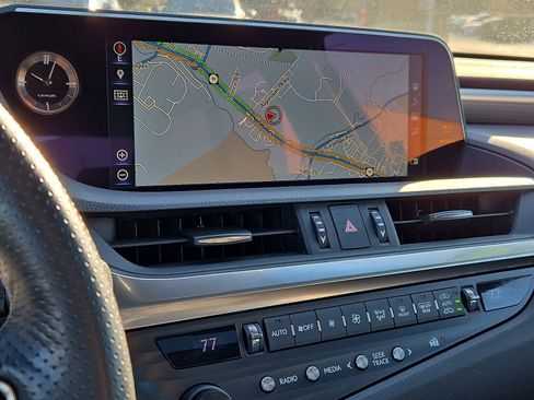 Certified 2019 Lexus ES 350 F Sport image 18