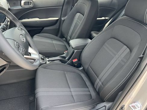 New 2026 Hyundai Venue SEL FWD image 29