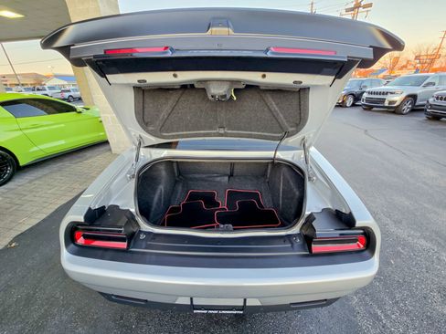 Used 2020 Dodge Challenger SRT Hellcat Redeye image 51