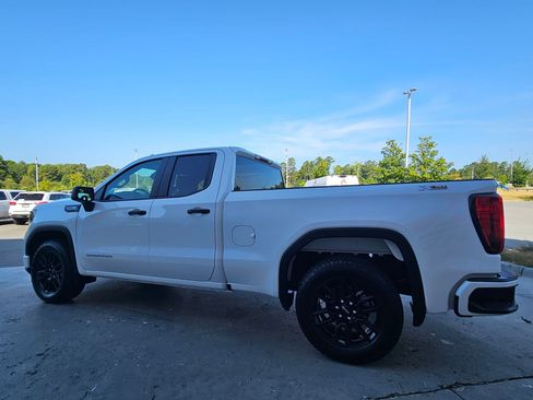 Used 2025 GMC Sierra 1500 Pro w/ Graphite Edition AWD/4WD image 5