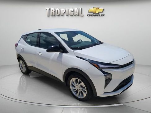 New 2027 Chevrolet Bolt LT FWD image 7