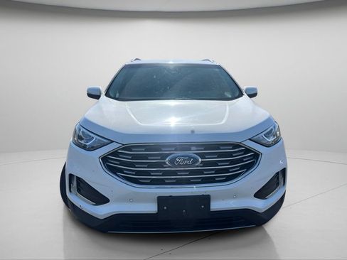 Used 2020 Ford Edge Titanium AWD/4WD image 3