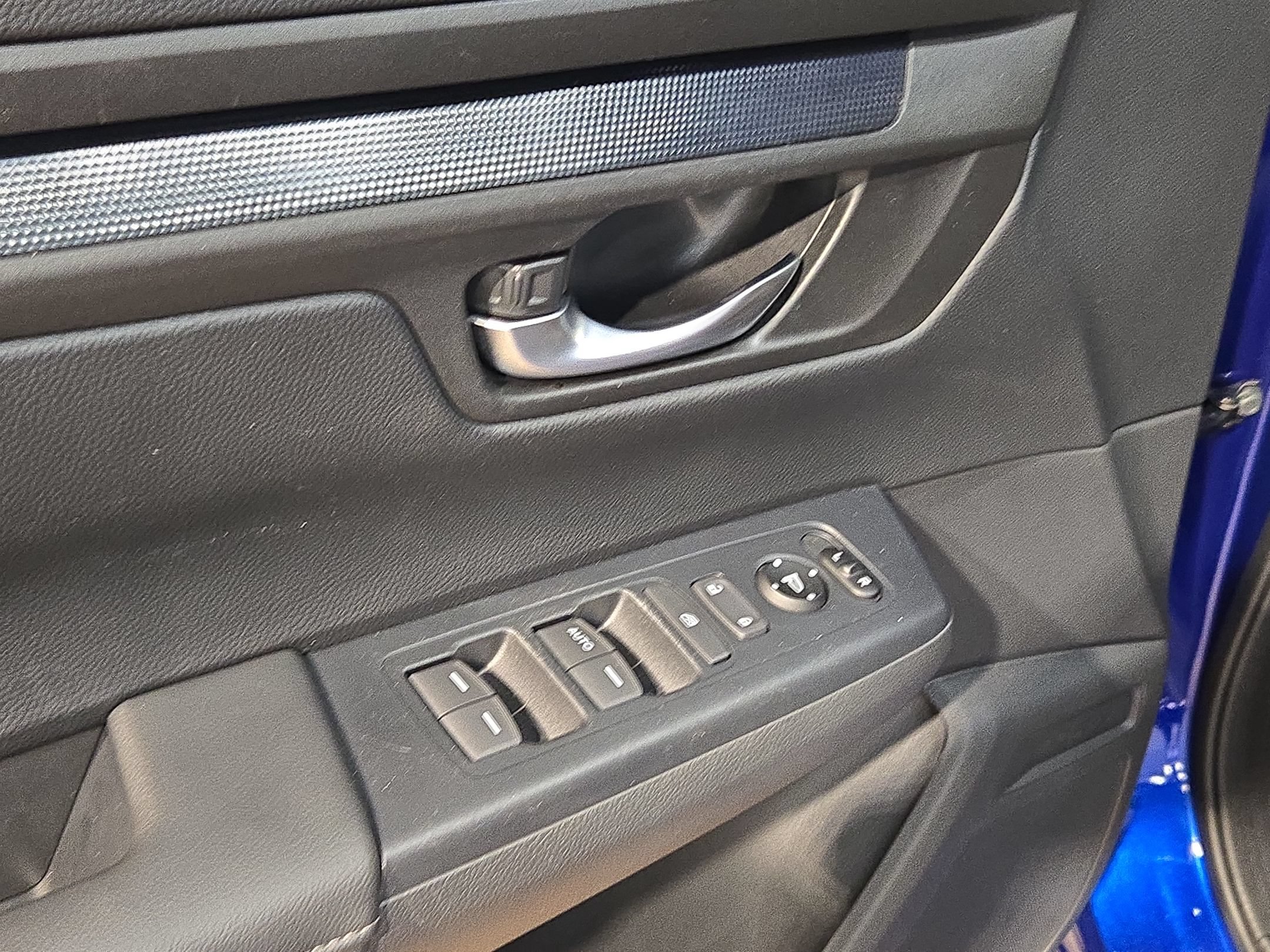 Used 2024 Honda CR-V LX image 21