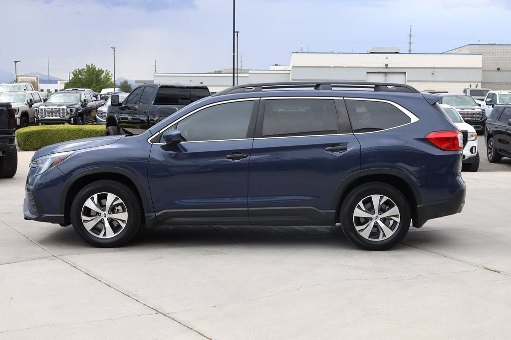 Used 2024 Subaru Ascent Premium w/ Convenience Package AWD/4WD image 3
