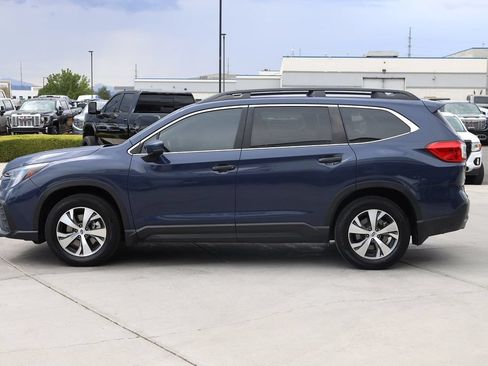 Used 2024 Subaru Ascent Premium w/ Convenience Package AWD/4WD image 3