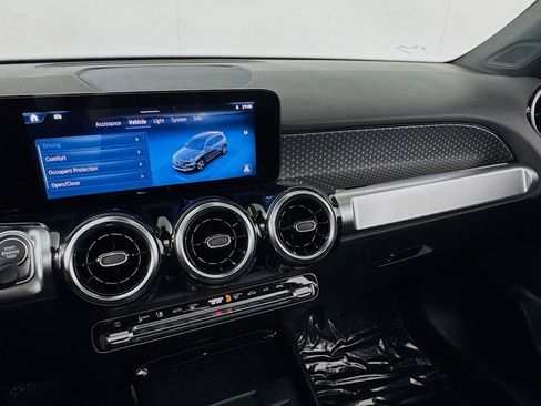 New 2026 Mercedes-Benz GLB 250 image 19