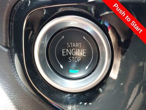 Used 2025 Chevrolet Silverado 1500 LT AWD/4WD image 28