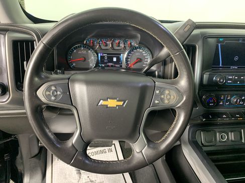 Used 2017 Chevrolet Silverado 1500 LTZ Z71 w/ Midnight Edition AWD/4WD image 19