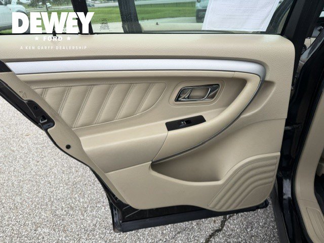 Used 2018 Ford Taurus SE FWD image 23