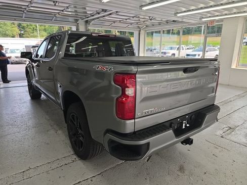 Used 2023 Chevrolet Silverado 1500 Custom AWD/4WD image 3