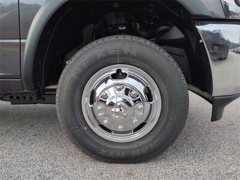 New 2026 RAM 3500 Tradesman image 10