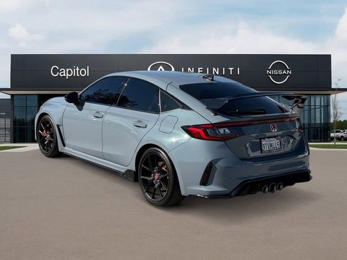 Used 2024 Honda Civic Type R image 7
