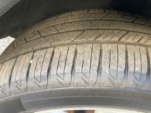 Used 2017 Jeep Grand Cherokee Limited image 38